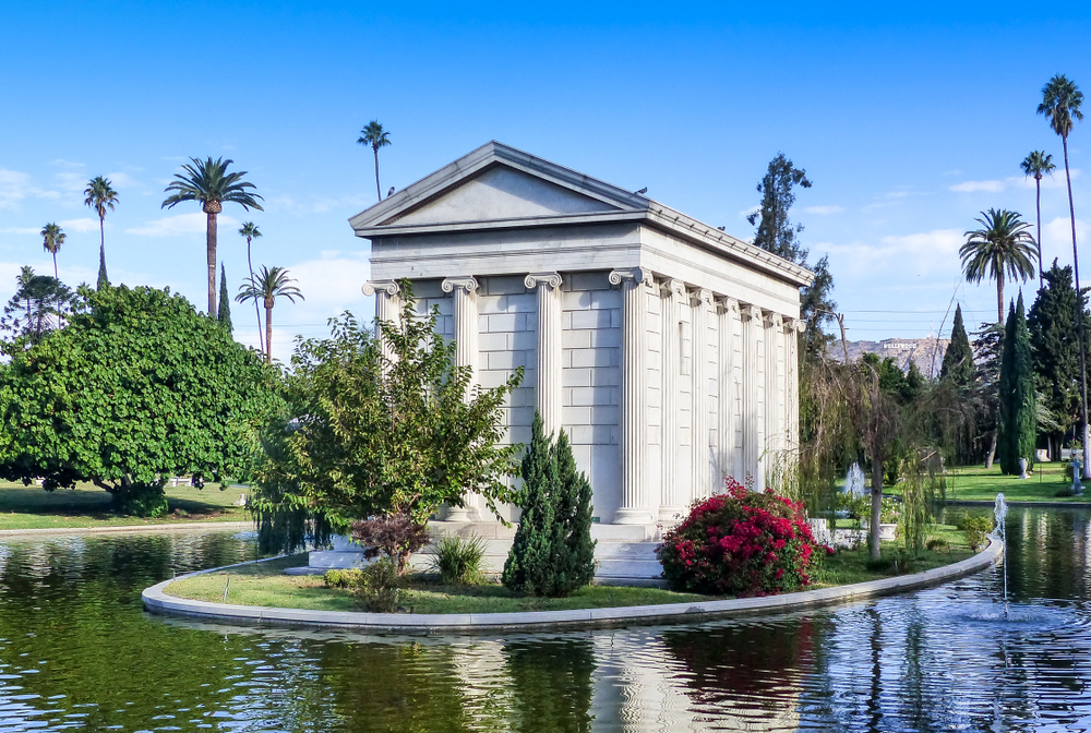 Hollywood,,California/usa,-,10-09-2016,Hollywood,Forever,Cemetery,Is,A,Public