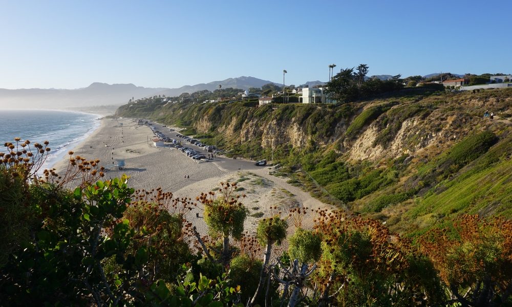 Beautiful,Zuma,Beach,Seen,From,Point,Dume,With,Its,Pretty